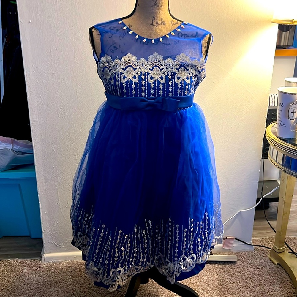 Little girl’s formal dresses